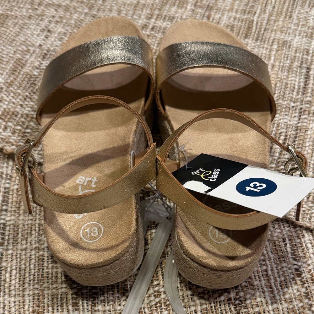 art class Metallic Gold Platform Sandals for Girls.